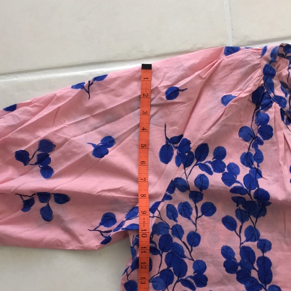 Tuckernuck Ro’s Garden Marcia top in pink and blue block print M - L - Picture 11 of 15